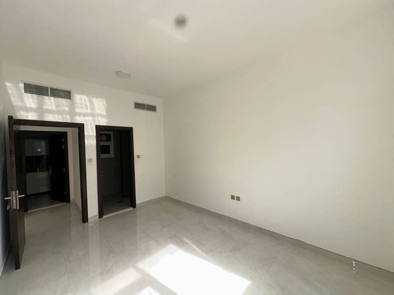 We're more than just a service. Because you deserve the best. In the heart of the city, close to everything you need. A well-appointed residence combi