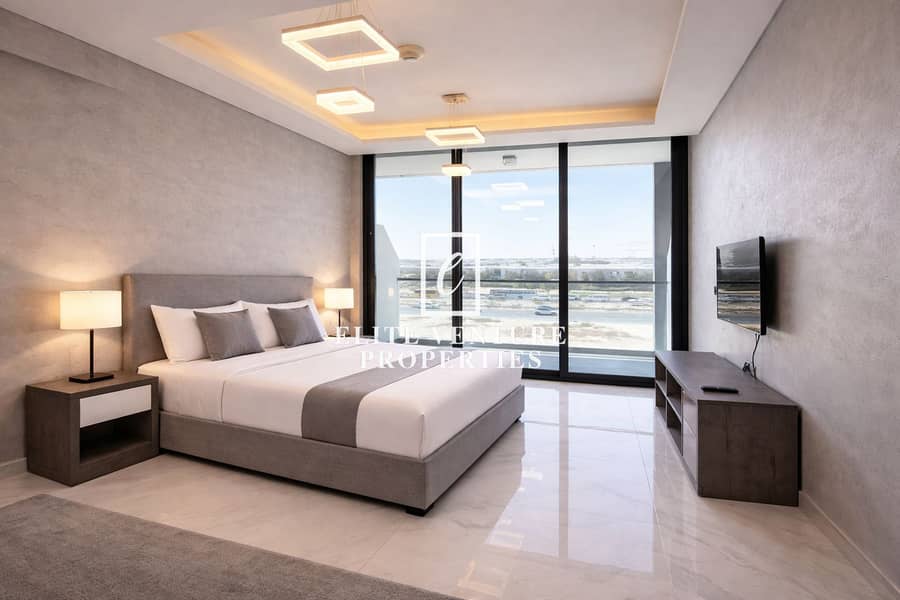 FULLY FURNISHED | ELEGANT STUDIO | PRIME LOCATION