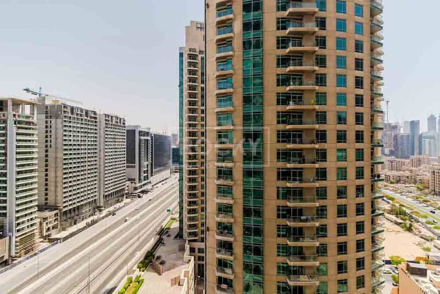 12 Burj Al Nujoom (12). jpg