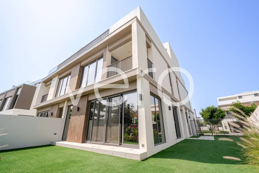 True Corner Villa | Park Backing | Large Plot True Corner Villa | Park Backing | Large Plot