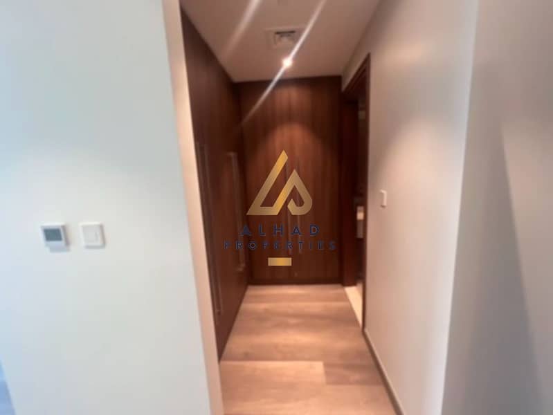 12 CHEQUES | LUXURIOUS TOWER | 2B+MAID | BRAND NEW - Image 8
