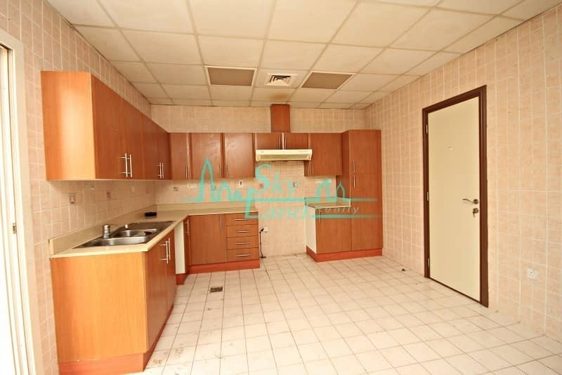 7 SPACIOUS 4BED SHARED POOL/GYM/TENNIS IN  JUMEIRAH 3