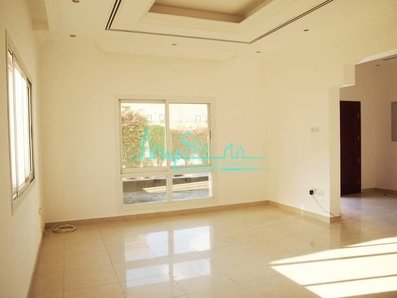 9 BEAUTIFUL 4 BED  WITH GARDEN AND POOL IN JUMEIRAH 3
