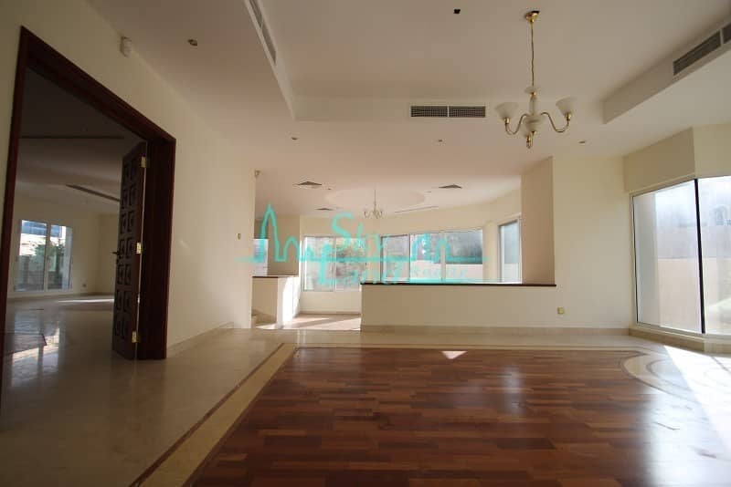 18 SUPERB 5 BED+2 MAID'S SHARED POOL GYM JUMEIRAH 3 !