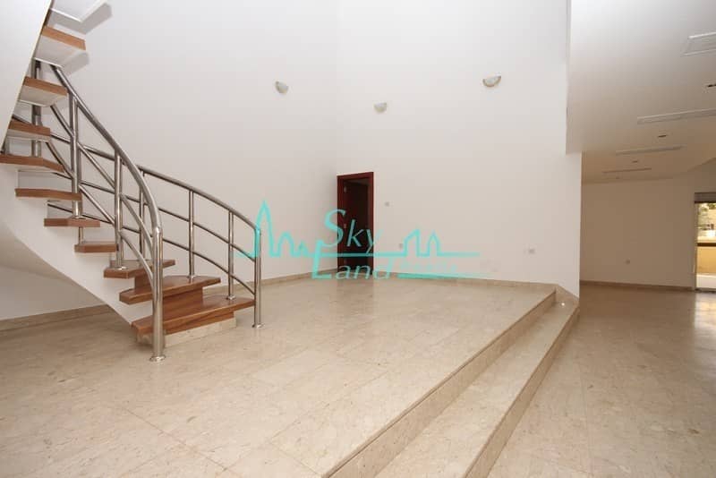 3 RENOVATED 4 BED GARDEN SHARED POOL IN JUMEIRAH 3