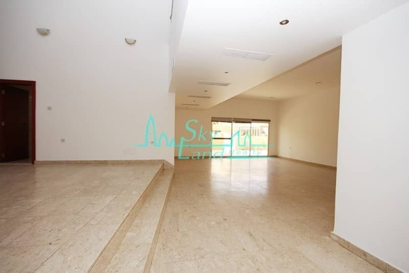 5 RENOVATED 4 BED GARDEN SHARED POOL IN JUMEIRAH 3