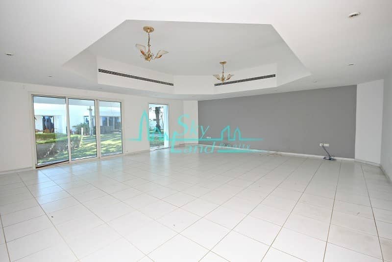 8 BEAUTIFUL  4 BED IN A COMPOUND WITH POOL IN UMM SUQEIM 1