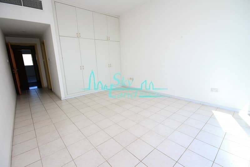 15 BEAUTIFUL  4 BED IN A COMPOUND WITH POOL IN UMM SUQEIM 1