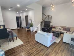 Sleek Family Villa|Corner Unit|Peaceful Community