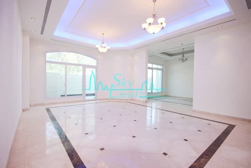 2 BEACH SIDE 4 BED WITH PRIVATE POOL IN UMM SUQEIM 2