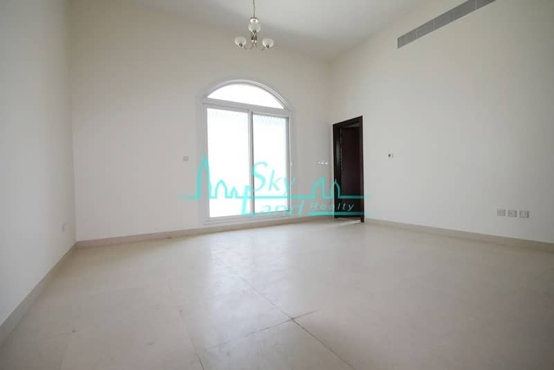 12 BEACH SIDE 4 BED WITH PRIVATE POOL IN UMM SUQEIM 2