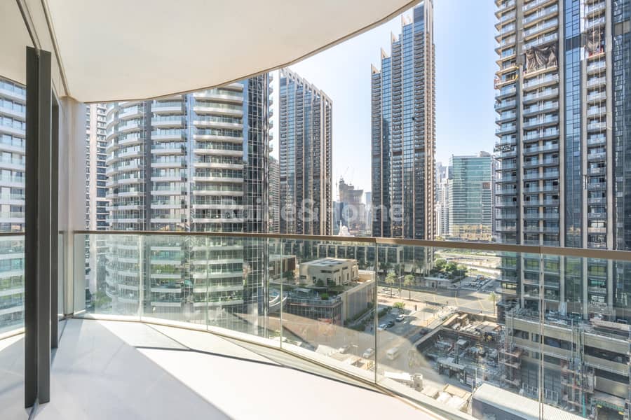 Exclusive I Fountain View I Vacant I Furnished