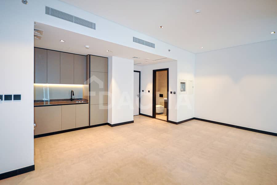 Canal View | Spacious Layout | Ideal Location