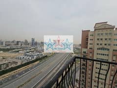 شرفة ذات إطلالة جيدة | وحدة فاخرة ومفروشة ومشرقة للغاية