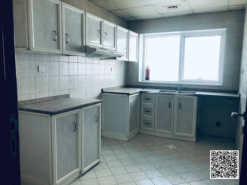 5 Two-Bedroom-Flat-With-Parking-Pearl-Ajman (7). jpg