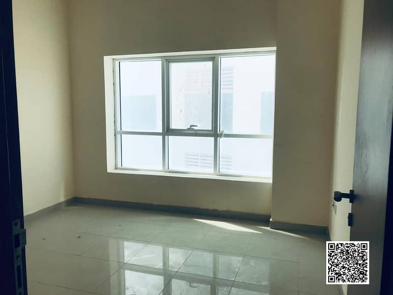 10 Two-Bedroom-Flat-With-Parking-Pearl-Ajman (15). jpg
