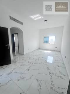 شقة غرفة ماستر وصالة مع روف وباركن مجاني في الجرف 2