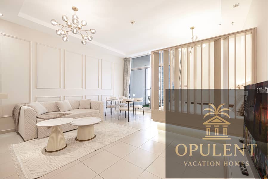 Stay in Prime Area• Sea & Wheel Views • Firework