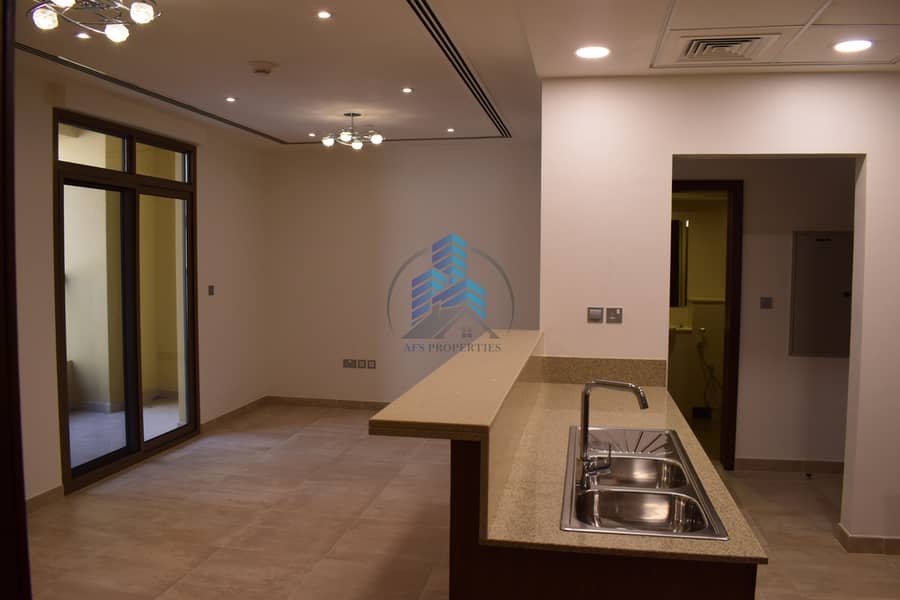 Low Floor | Vacating Soon | 12 cheques