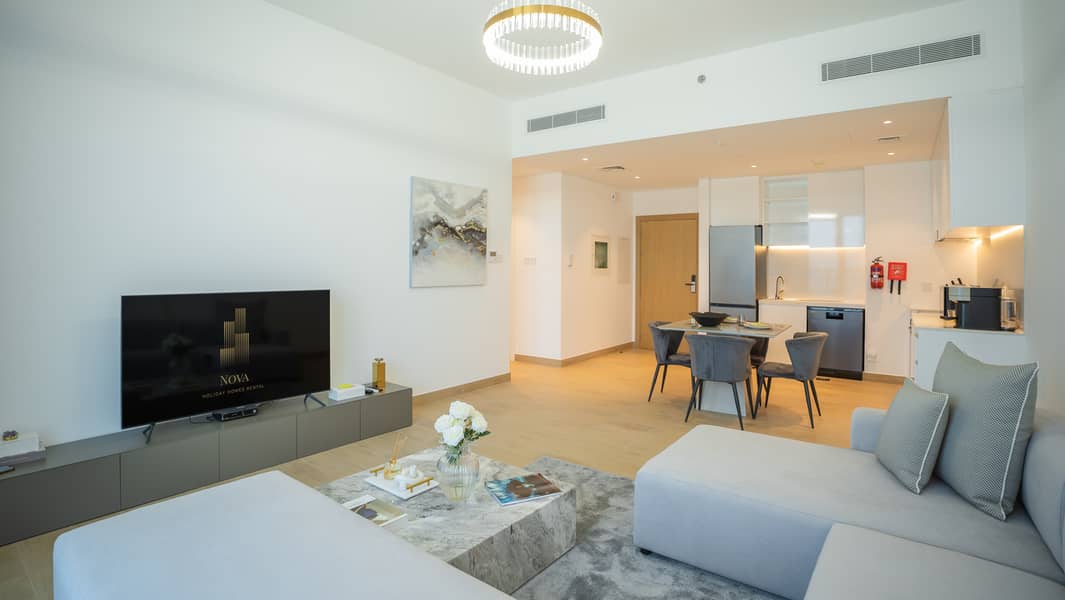 7 Living room-Kitchen . JPG