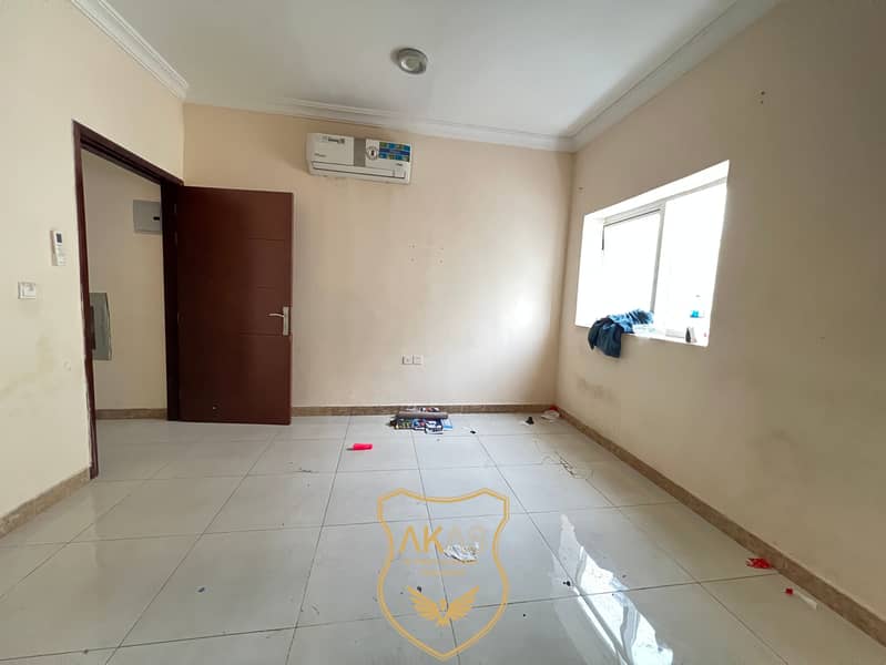 HOT Offer spacious 1BHK apartment NO DEPOSIT !! Rent only 28000AED yearly & Close Hall