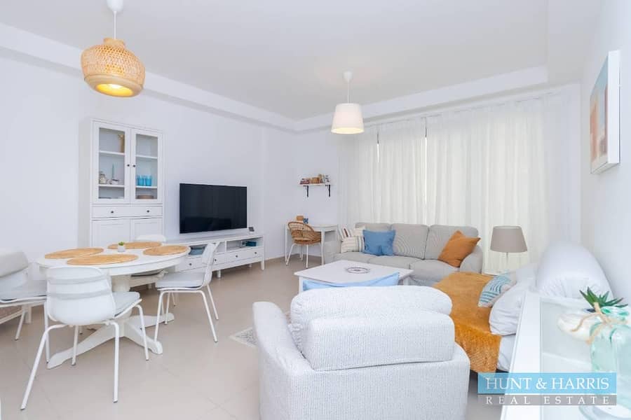 One Bedroom for Rent in Al Marjan Island - Large Unit - Sea view