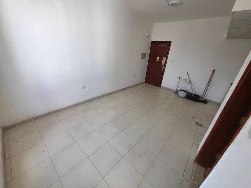 Premium Studio Apartment for Annual Rent in Al Rawda, Ajman If you're looking for accommodation that combines a prime location with comfort,