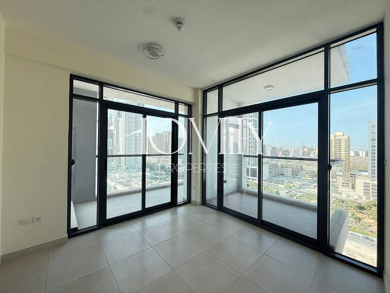 Huge Layout | Community View | Ready to Move in