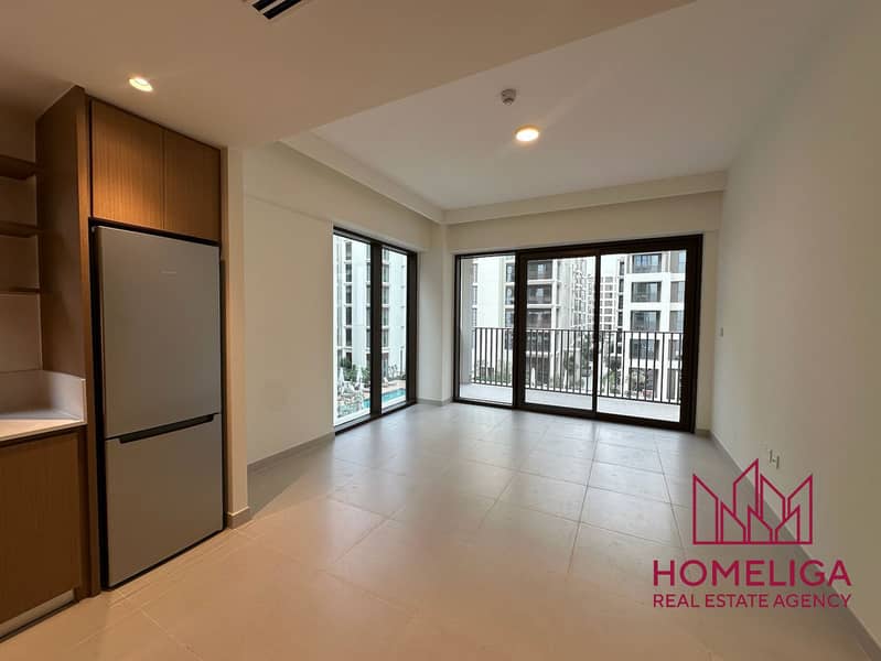 Large Corner 1BR | Pool View | Beach Access