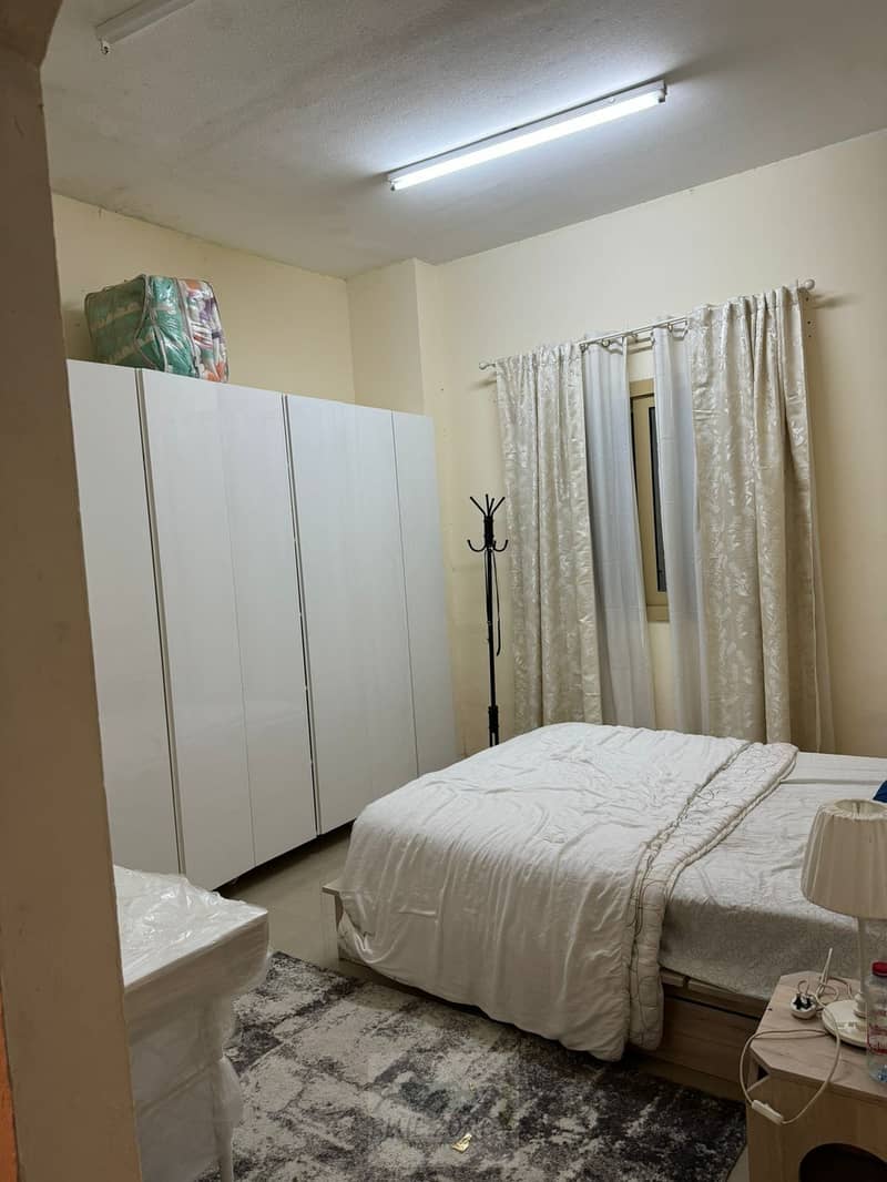 Fully furnished monthly one bedroom available rent 2200