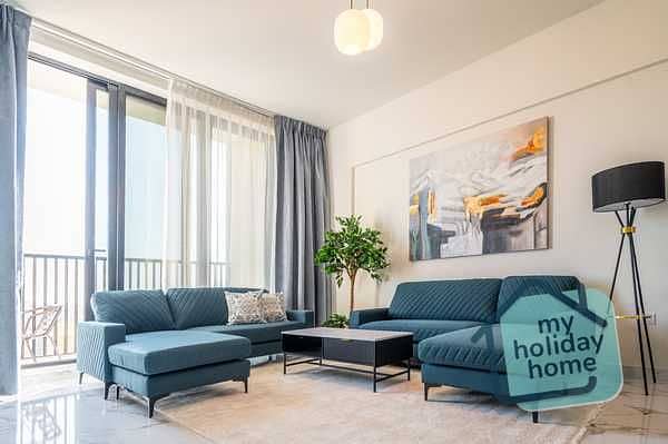 Bright & Modern 1 Bedroom– Minutes to Beach