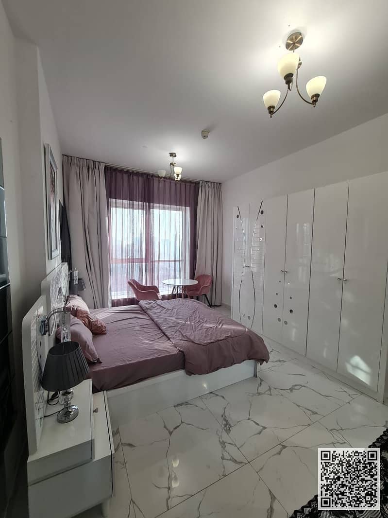 Luxury 1-Bedroom Apartment with Sea View for Monthly Rent in Oasis Towers Experience luxury living with a stunning full sea view! Fully furnishe