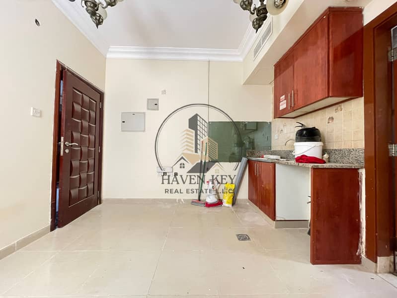 STODIO APARTMENT FOR BACHELOR VERY SPACIOUS APARTMENT GOOD MANTINACE GOOD LOCATION MUWAILAH SHARJAH