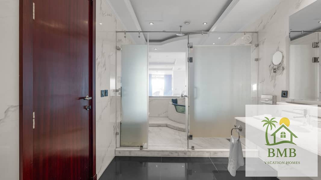 5 toilet 1. jpg