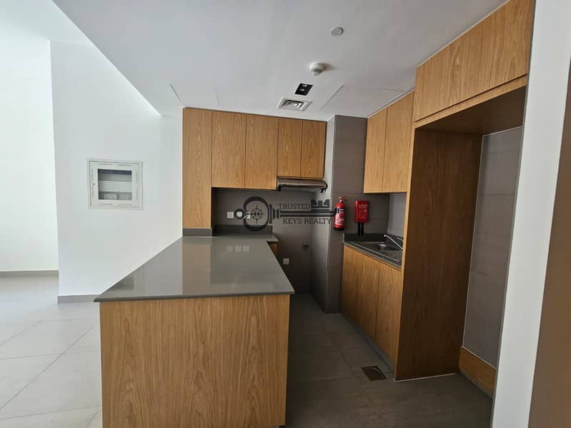 Modern 1 Bedroom Apartment with Balcony | Premium Living Experience