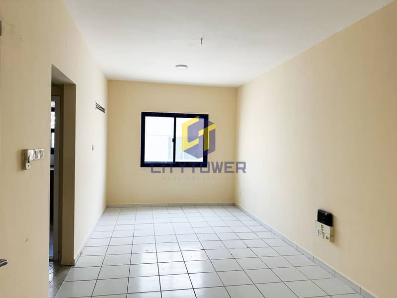 BRIGHT STUDIO • 350 SQFT • CLOSED KITCHEN • READY TO MOVE IN • NEAR BURJUMAN METRO