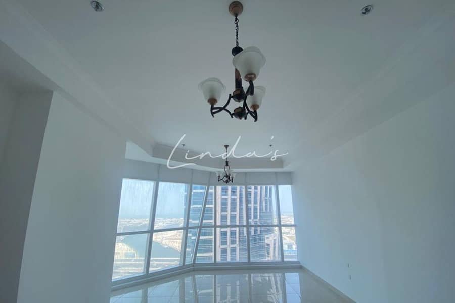 Amazing Canal View | Spacious Studio | Vacant