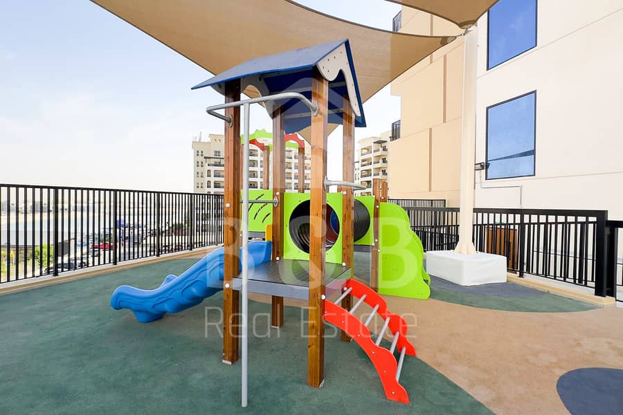 13 Marina-I-Pool2. jpg