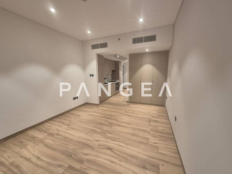 Brand New | High Floor | Flexible Cheques