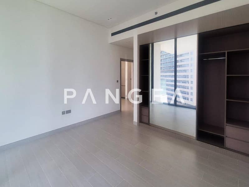 Vacant | Park View | Mid Floor Vacant | Park View | Mid Floor