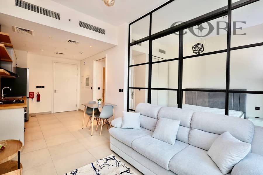 Modern 1BR | Furnished | Socio Tower