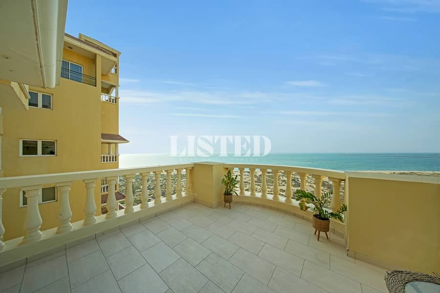 Partitioned Studio | High Floor | Full Sea View