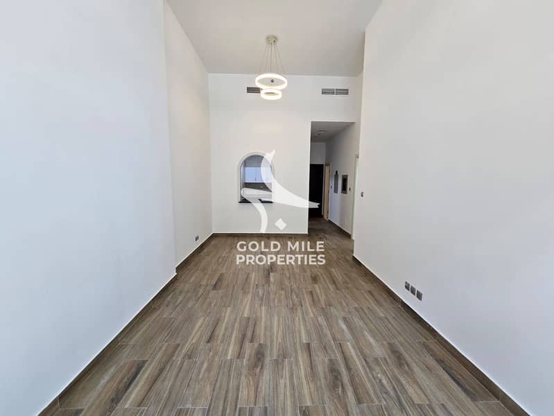 MODERN 1 BHK - SPACIOUS BIG LAYOUT - PRIME LOCATION