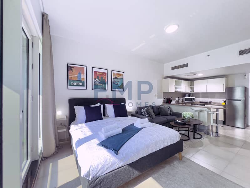 Upgraded Studio | Full Lake View | Well Maintained