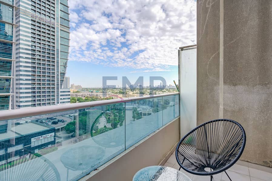 Elegant 2BR | Prime Location | Spacious | Balcony