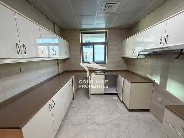 SPACIOUS & MODREN 3BHK PLUS MIAD || CHILLER FREE || CLOSE TO METRO