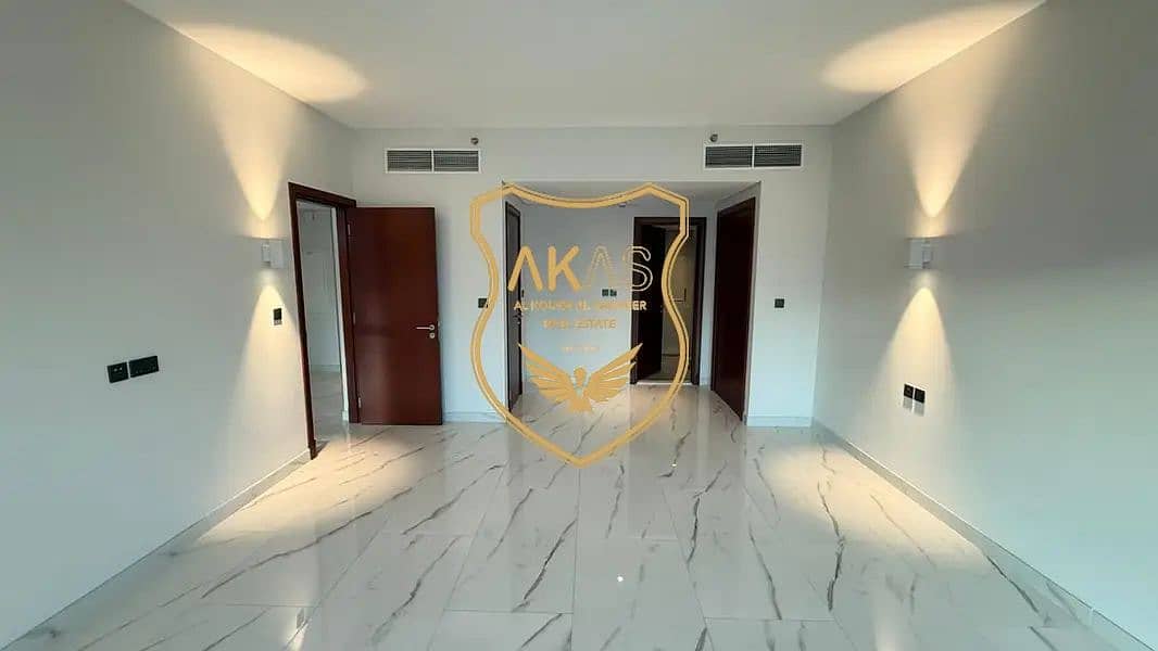 1 Month Free 1BHK in Muraqqabat | Walk to Al Rigga Metro | Balcony + Parking