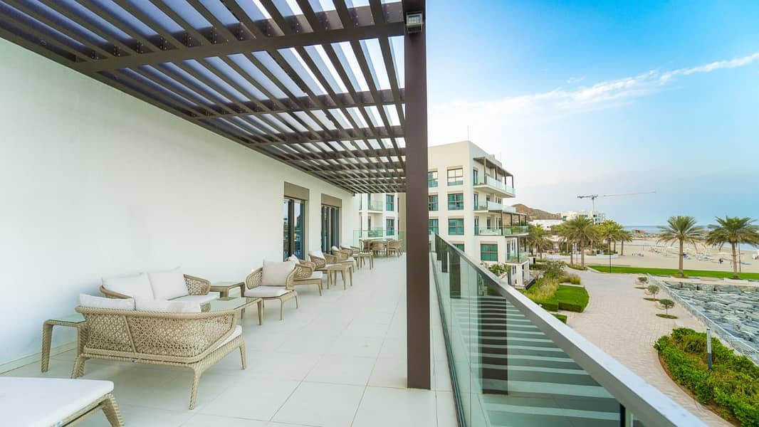 Spacious 3BR | Ocean View | Large Terrace | Enjoy 4BR Size Value