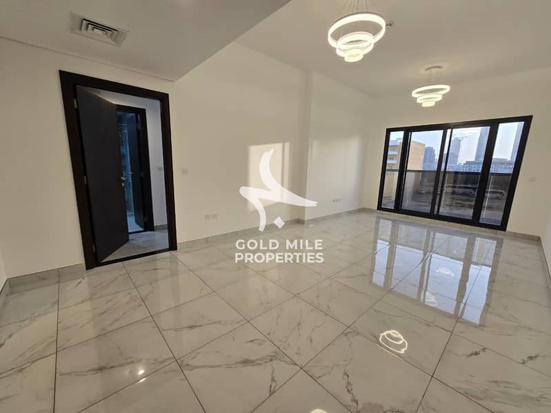 LUXURY 1 BHK - SEMI FURNISHED - BIG LAYOUT - FAMILY BUILDING