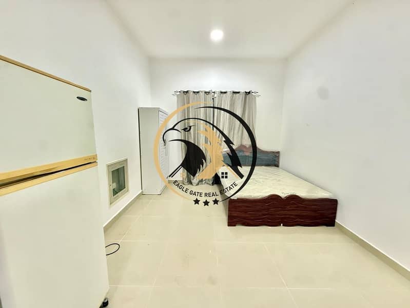 HOT OFFER STUDIO AVAILABLE FAMILY BUILDING